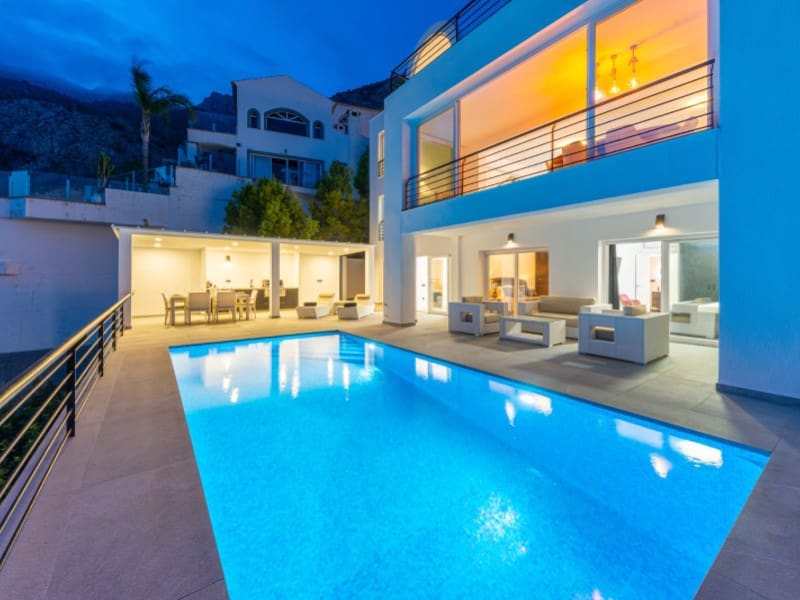 4 bedroom Villa for sale in Altea with garage - € 2,095,000 (Ref: 9239993)