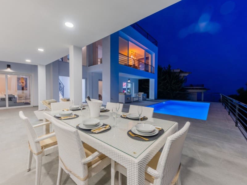 4 bedroom Villa for sale in Altea with garage - € 2,095,000 (Ref: 9239993)