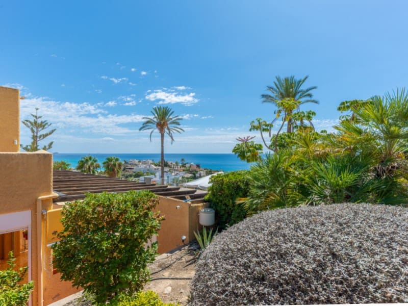 5 bedroom Villa for sale in La Villajoyosa / Vila Joiosa with garage - € 1,950,000 (Ref: 9255572)