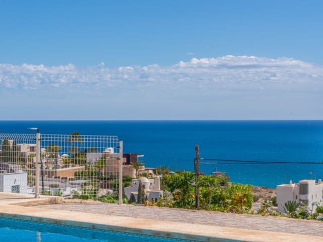 5 bedroom Villa for sale in Poble Nou - Montiboli, La Villajoyosa / Vila Joiosa with garage - € 1,950,000 (Ref: 9255572)