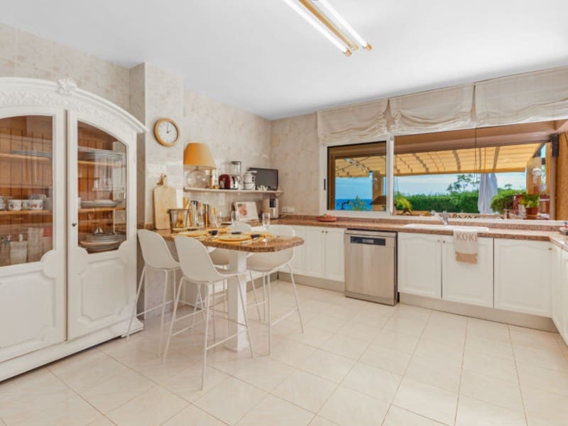 5 bedroom Villa for sale in La Villajoyosa / Vila Joiosa with garage - € 1,950,000 (Ref: 9255572)