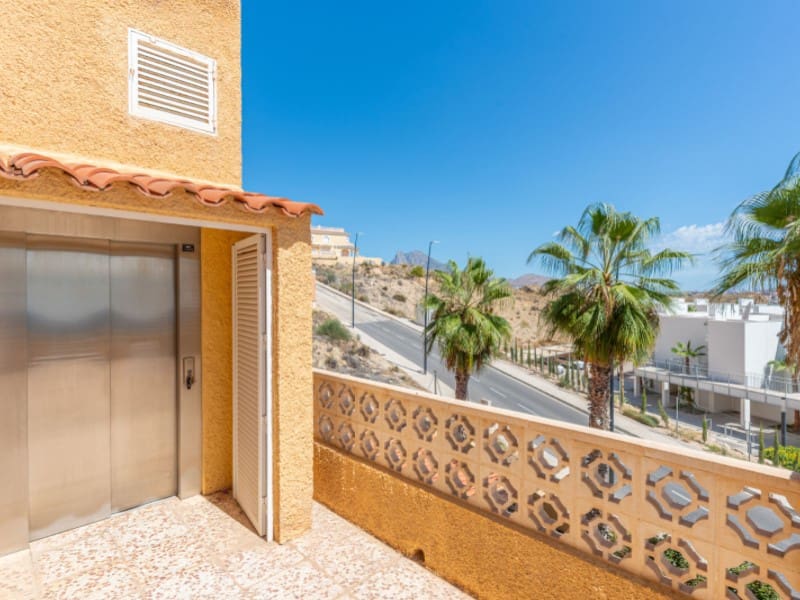 5 bedroom Villa for sale in La Villajoyosa / Vila Joiosa with garage - € 1,950,000 (Ref: 9255572)