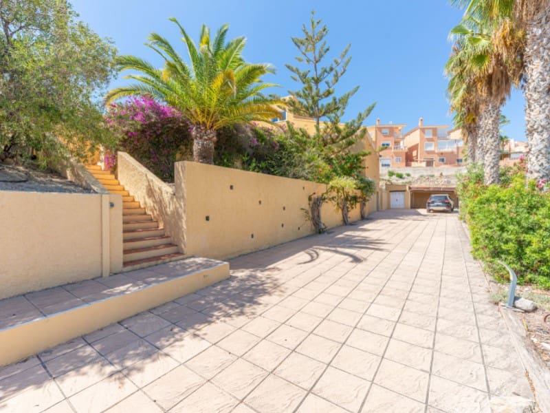 5 bedroom Villa for sale in La Villajoyosa / Vila Joiosa with garage - € 1,950,000 (Ref: 9255572)