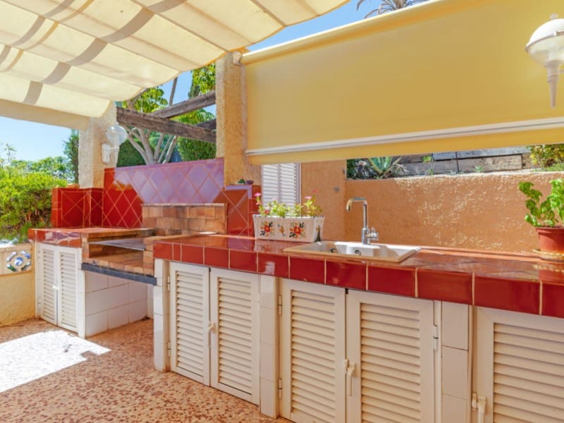 5 bedroom Villa for sale in La Villajoyosa / Vila Joiosa with garage - € 1,950,000 (Ref: 9255572)