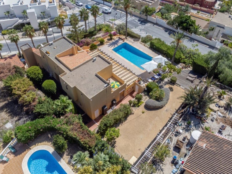 5 bedroom Villa for sale in La Villajoyosa / Vila Joiosa with garage - € 1,950,000 (Ref: 9255572)