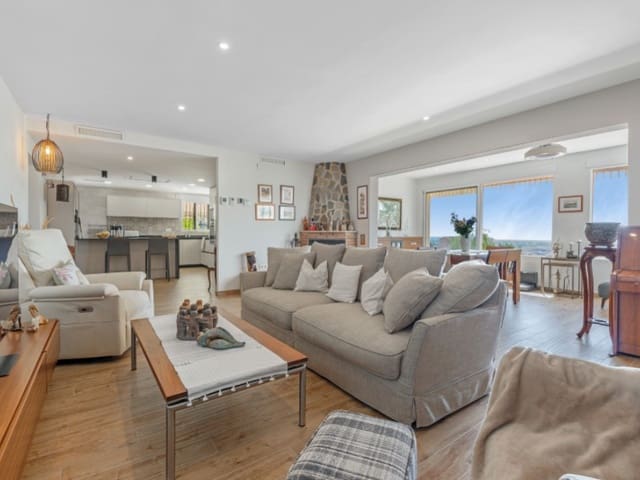 4 soverom Villa til salgs i Busot med svømmebasseng garasje - € 520 000 (Ref: 9282441)