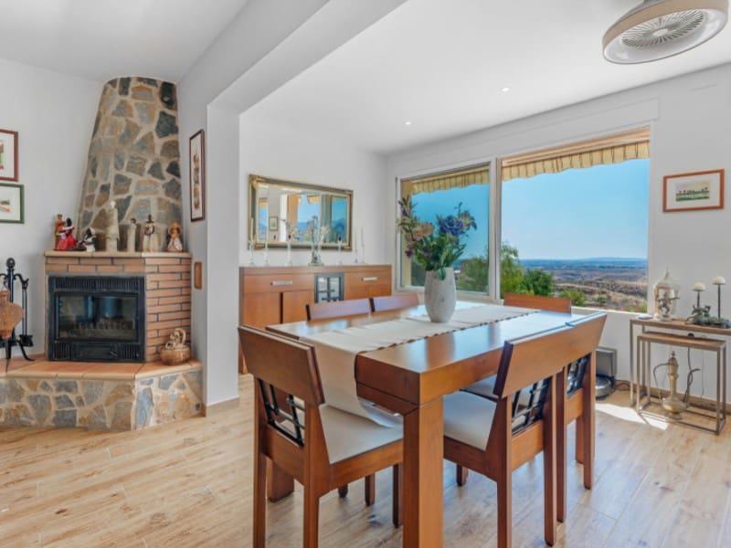 4 soverom Villa til salgs i Busot med svømmebasseng garasje - € 520 000 (Ref: 9282441)