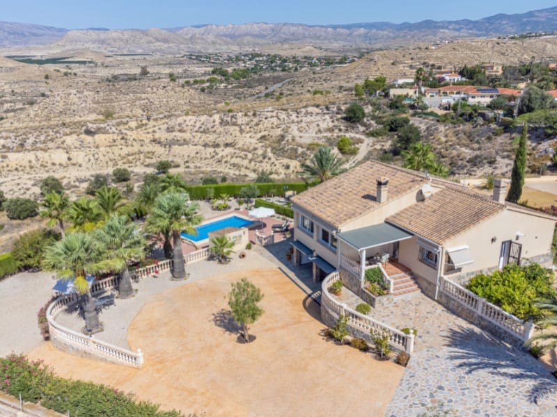 4 soverom Villa til salgs i Busot med svømmebasseng garasje - € 520 000 (Ref: 9282441)