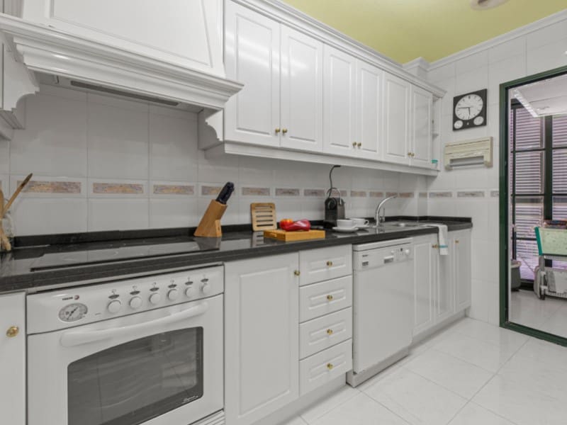 2 soverom Leilighet til salgs i El Campello med garasje - € 350 000 (Ref: 9287569)