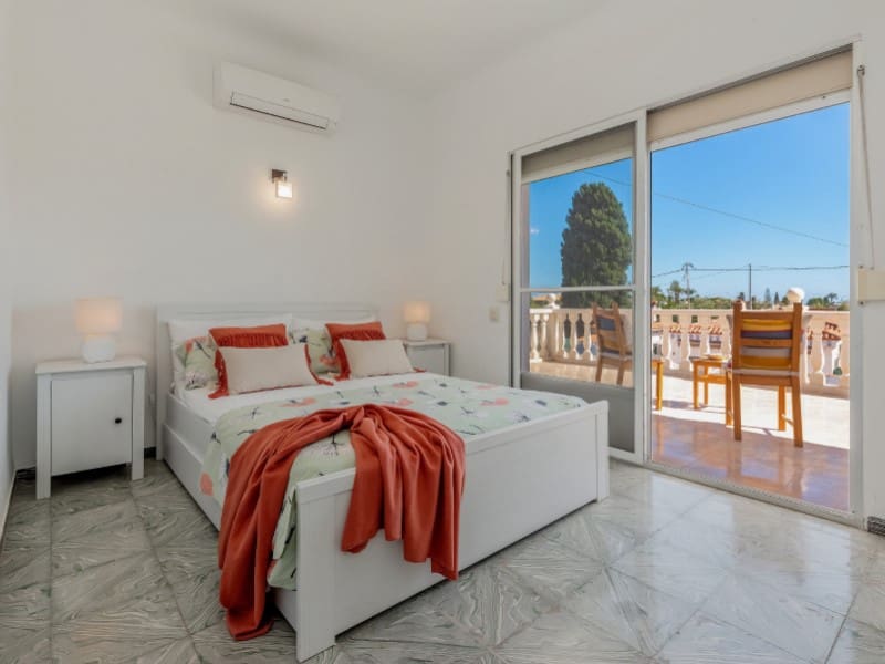 5 bedroom Villa for sale in San Juan de Alicante / Sant Joan d'Alacant with pool - € 745,000 (Ref: 9308565)