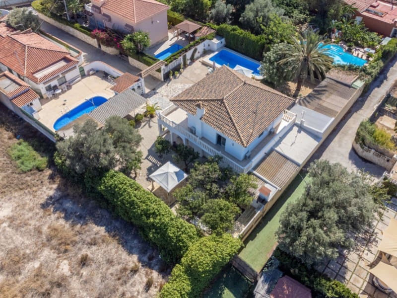 5 bedroom Villa for sale in San Juan de Alicante / Sant Joan d'Alacant with pool - € 745,000 (Ref: 9308565)