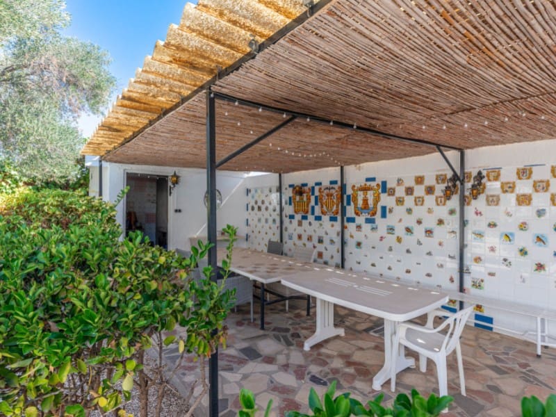 5 bedroom Villa for sale in San Juan de Alicante / Sant Joan d'Alacant with pool - € 745,000 (Ref: 9308565)