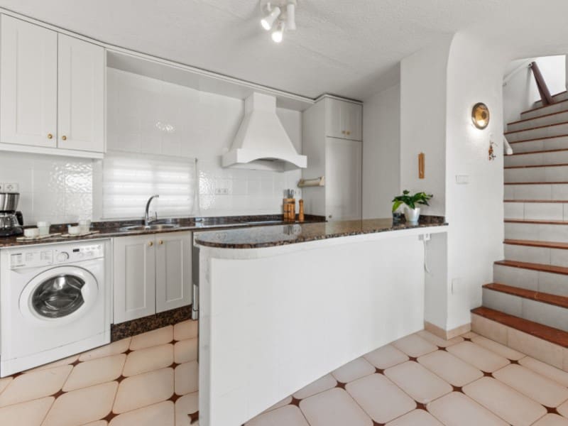 8 chambre Villa/Maison à vendre à El Campello avec piscine garage - 700 000 € (Ref: 9375360)