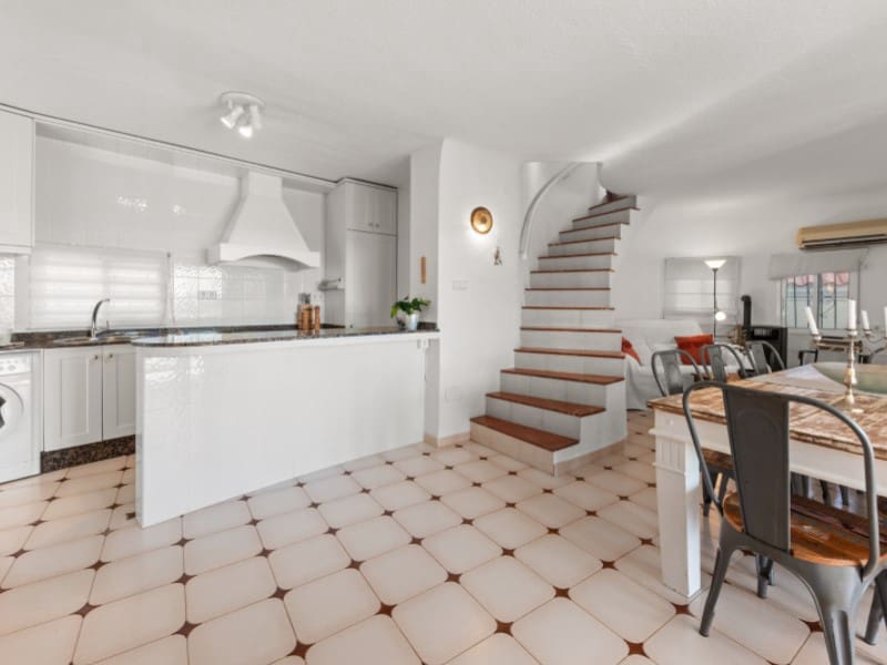 8 chambre Villa/Maison à vendre à El Campello avec piscine garage - 700 000 € (Ref: 9375360)