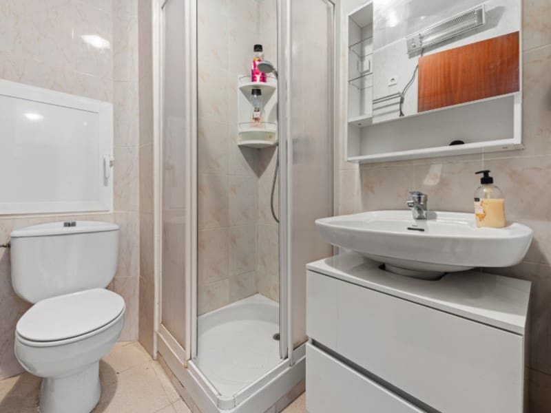 8 chambre Villa/Maison à vendre à El Campello avec piscine garage - 700 000 € (Ref: 9375360)