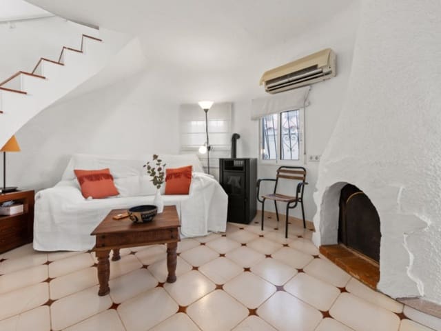 8 soveværelse Villa til salg i Coveta Fuma, El Campello med swimmingpool garage - € 700.000 (Ref: 9375360)