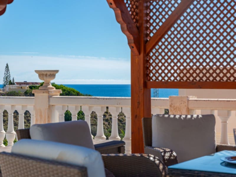 8 chambre Villa/Maison à vendre à El Campello avec piscine garage - 700 000 € (Ref: 9375360)