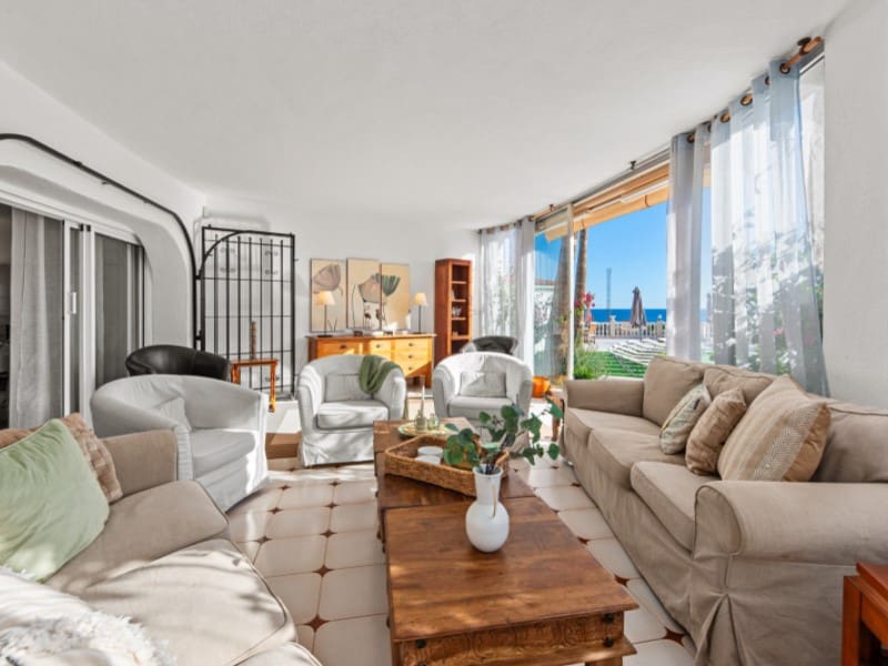 8 chambre Villa/Maison à vendre à El Campello avec piscine garage - 700 000 € (Ref: 9375360)