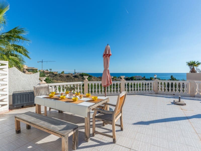 8 chambre Villa/Maison à vendre à El Campello avec piscine garage - 700 000 € (Ref: 9375360)