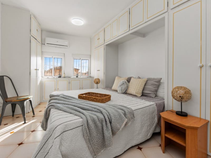 8 chambre Villa/Maison à vendre à El Campello avec piscine garage - 700 000 € (Ref: 9375360)