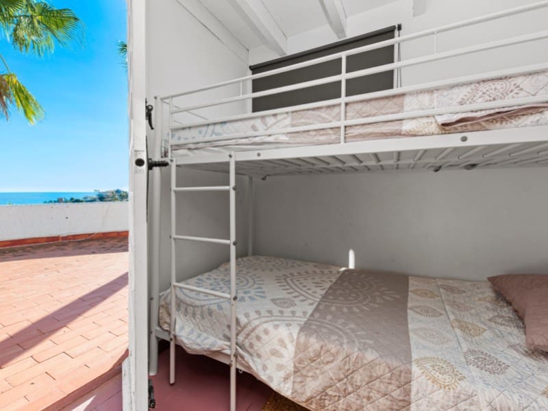 8 chambre Villa/Maison à vendre à El Campello avec piscine garage - 700 000 € (Ref: 9375360)