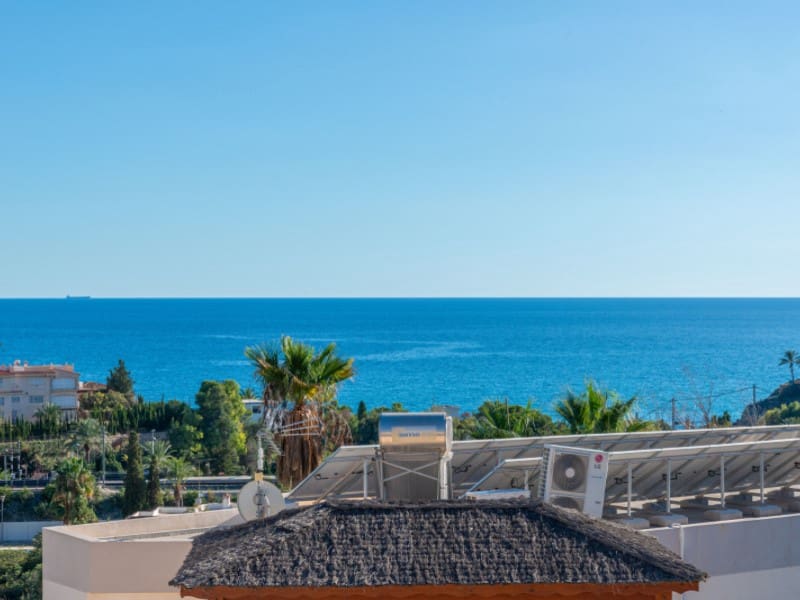 8 chambre Villa/Maison à vendre à El Campello avec piscine garage - 700 000 € (Ref: 9375360)