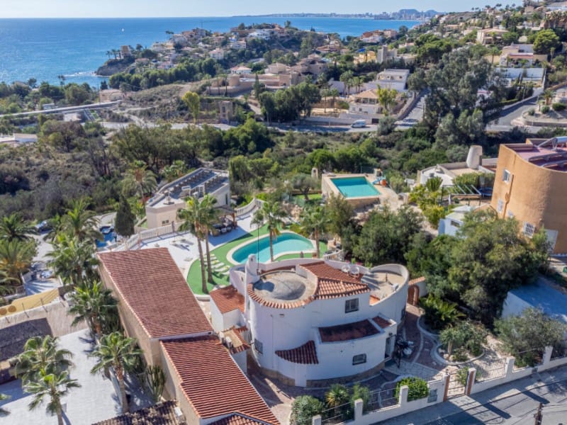 8 chambre Villa/Maison à vendre à El Campello avec piscine garage - 700 000 € (Ref: 9375360)