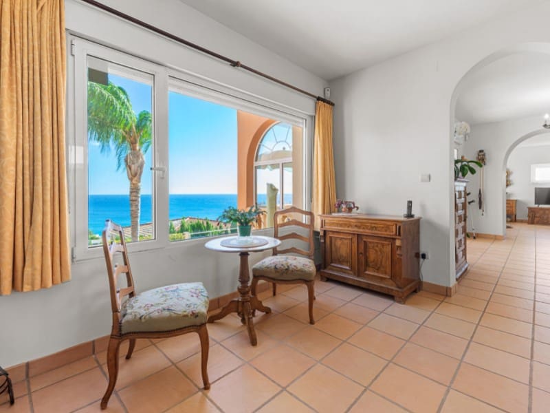 3 slaapkamer Villa te koop in El Campello - € 910.000 (Ref: 9388280)