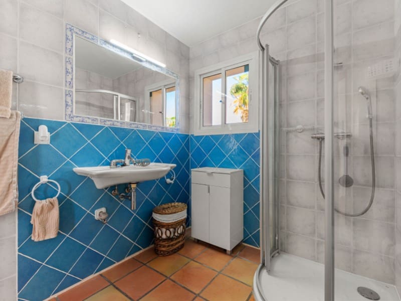 3 slaapkamer Villa te koop in El Campello - € 910.000 (Ref: 9388280)