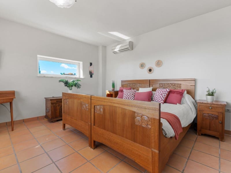 3 slaapkamer Villa te koop in El Campello - € 910.000 (Ref: 9388280)