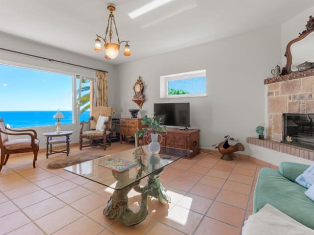 3 soveværelse Villa til salg i Coveta Fuma, El Campello - € 910.000 (Ref: 9388280)