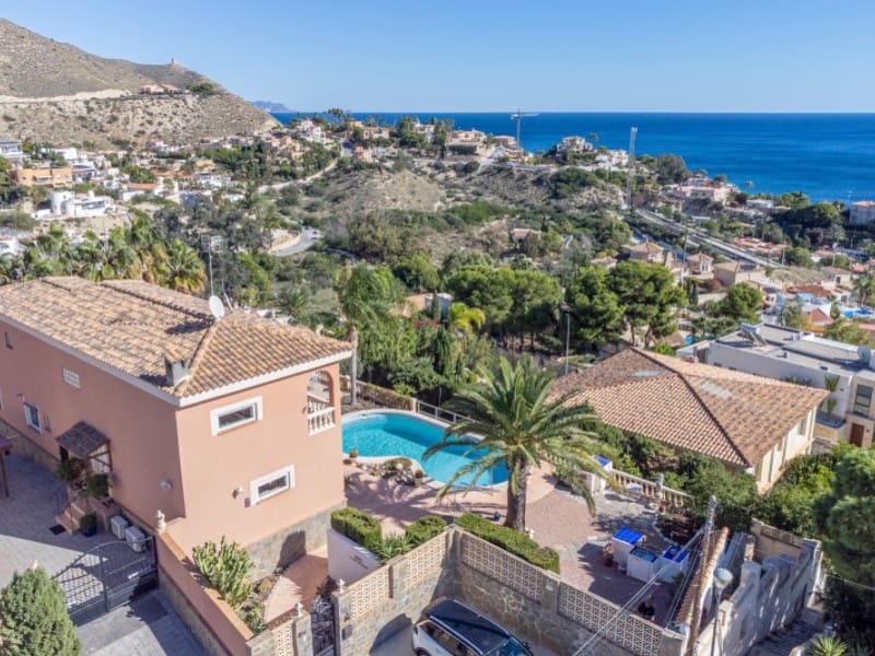 3 slaapkamer Villa te koop in El Campello - € 910.000 (Ref: 9388280)
