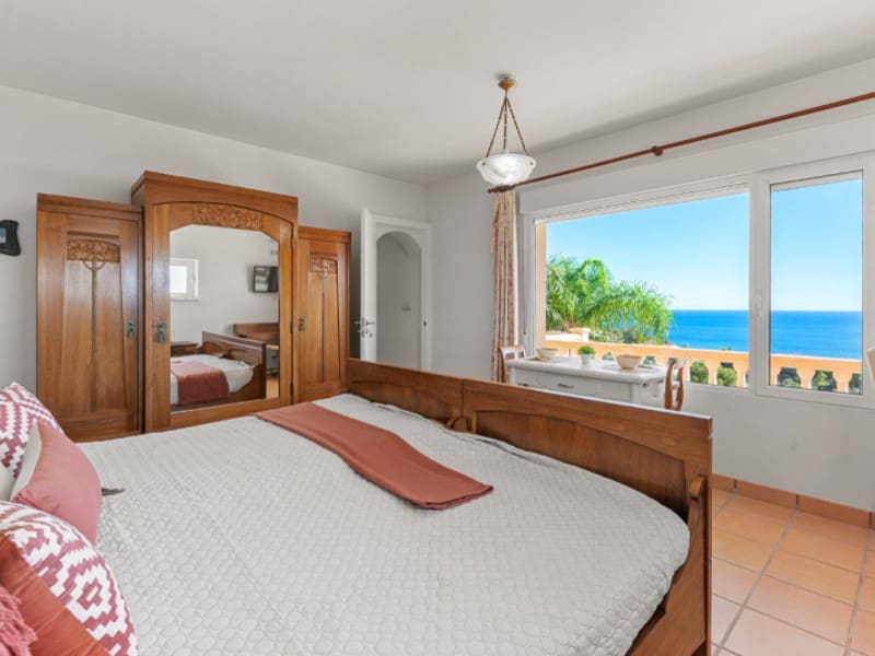 3 slaapkamer Villa te koop in El Campello - € 910.000 (Ref: 9388280)