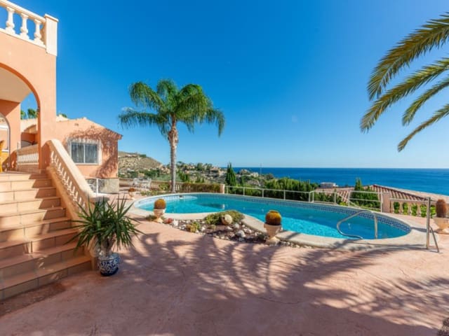 3 soveværelse Villa til salg i Coveta Fuma, El Campello - € 910.000 (Ref: 9388280)