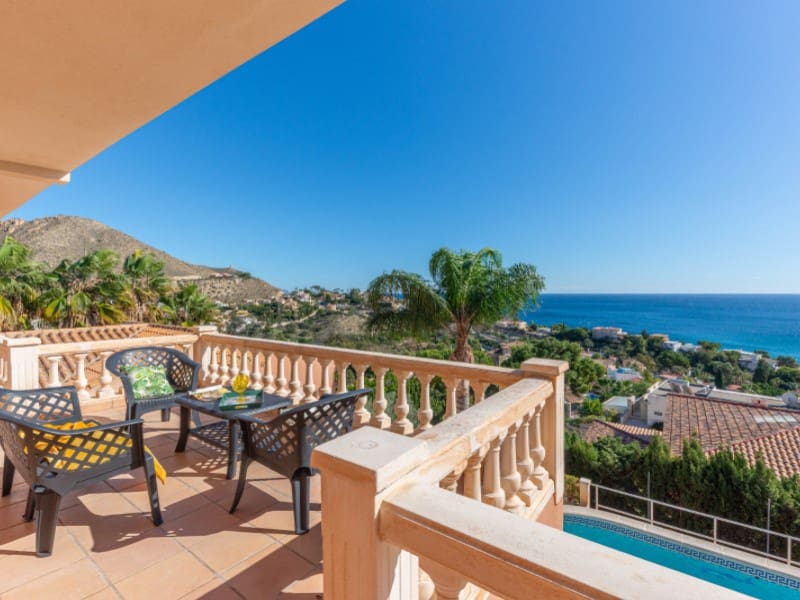 3 slaapkamer Villa te koop in El Campello - € 910.000 (Ref: 9388280)