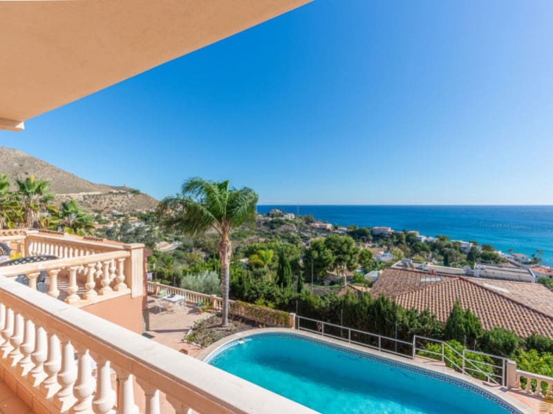 3 slaapkamer Villa te koop in El Campello - € 910.000 (Ref: 9388280)