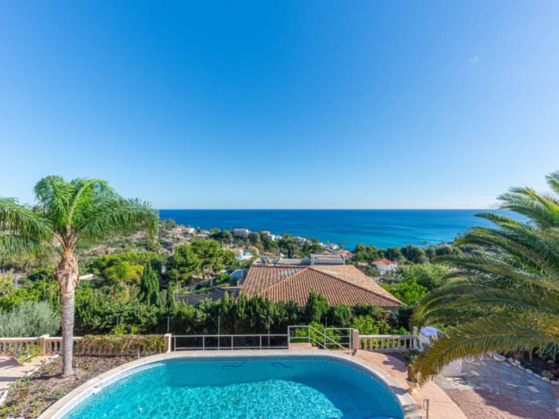 3 slaapkamer Villa te koop in El Campello - € 910.000 (Ref: 9388280)