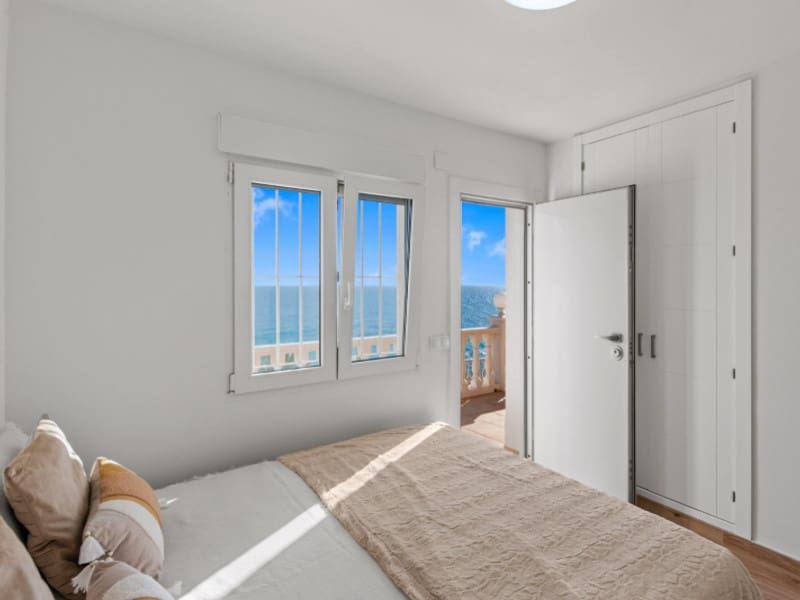 3 sypialnia Willa na sprzedaż w El Campello z basenem - 1 500 000 € (Ref: 9414328)