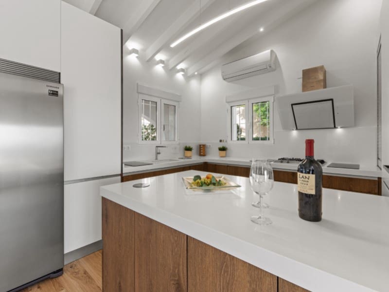 3 sypialnia Willa na sprzedaż w El Campello z basenem - 1 500 000 € (Ref: 9414328)