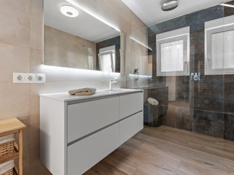 3 sypialnia Willa na sprzedaż w El Campello z basenem - 1 500 000 € (Ref: 9414328)