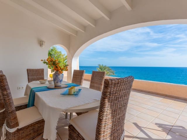 Chalet de 3 habitaciones en Venta Lanuza, El Campello en venta con piscina - 1.500.000 € (Ref: 9414328)