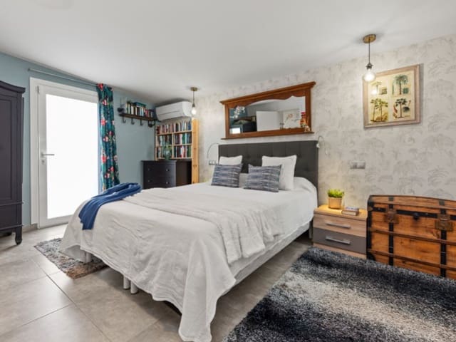 Chalet de 4 habitaciones en Bonalba, Busot en venta con piscina - 550.000 € (Ref: 9417597)