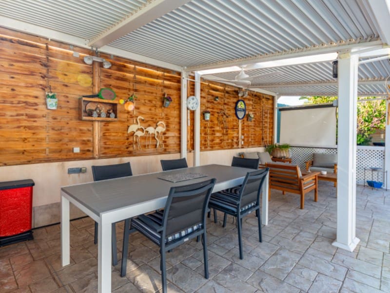 4 soveværelse Villa til salg i Busot med swimmingpool - € 550.000 (Ref: 9417597)