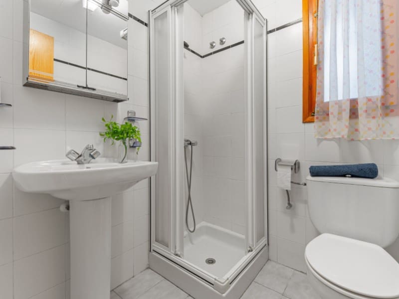 3 bedroom Apartment for sale in El Campello - € 395,000 (Ref: 9437146)