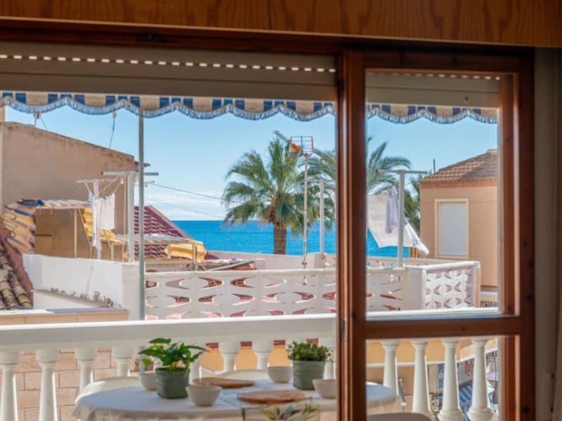 3 bedroom Apartment for sale in El Campello - € 395,000 (Ref: 9437146)