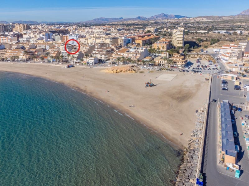 3 bedroom Apartment for sale in El Campello - € 395,000 (Ref: 9437146)