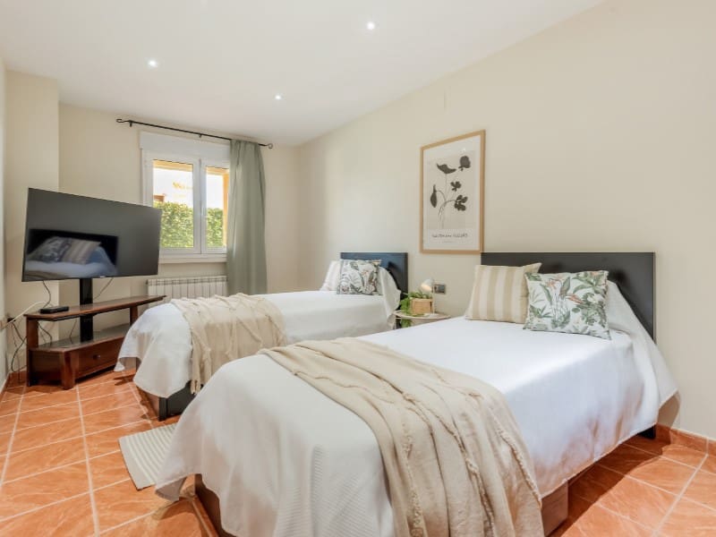 6 bedroom Villa for sale in Jijona / Xixona with garage - € 735,000 (Ref: 9504687)