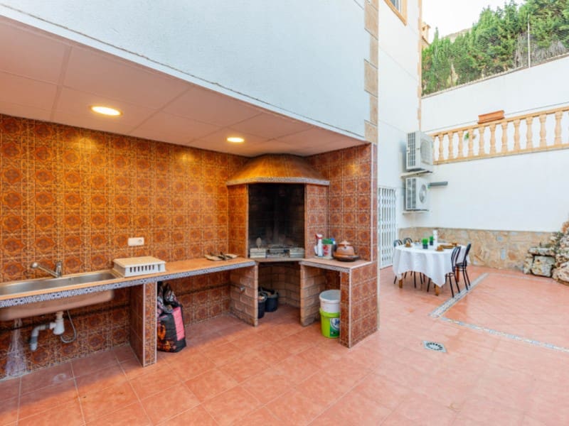 6 bedroom Villa for sale in Jijona / Xixona with garage - € 735,000 (Ref: 9504687)