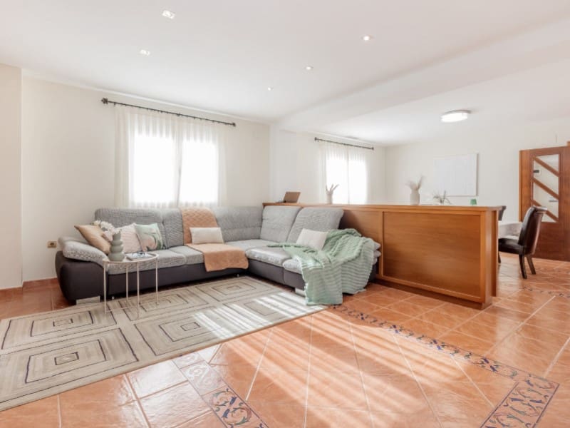 6 bedroom Villa for sale in Jijona / Xixona with garage - € 735,000 (Ref: 9504687)