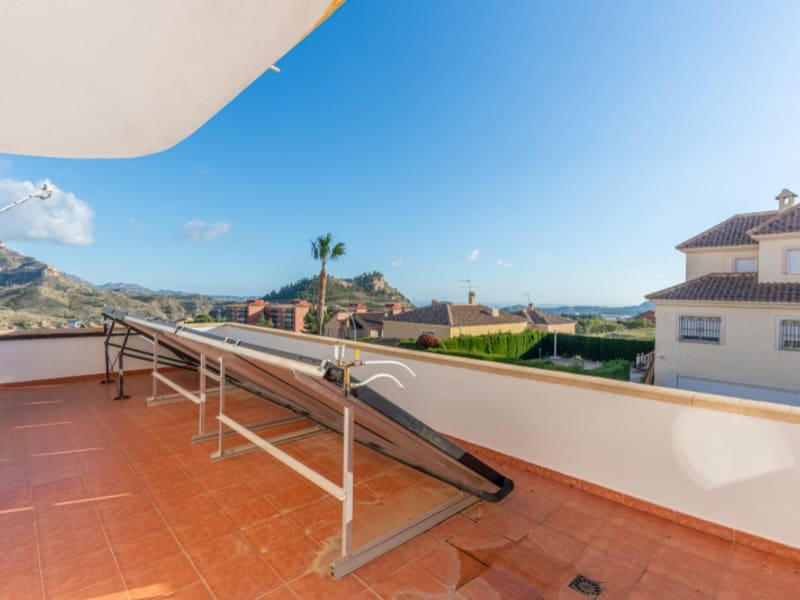 6 bedroom Villa for sale in Jijona / Xixona with garage - € 735,000 (Ref: 9504687)